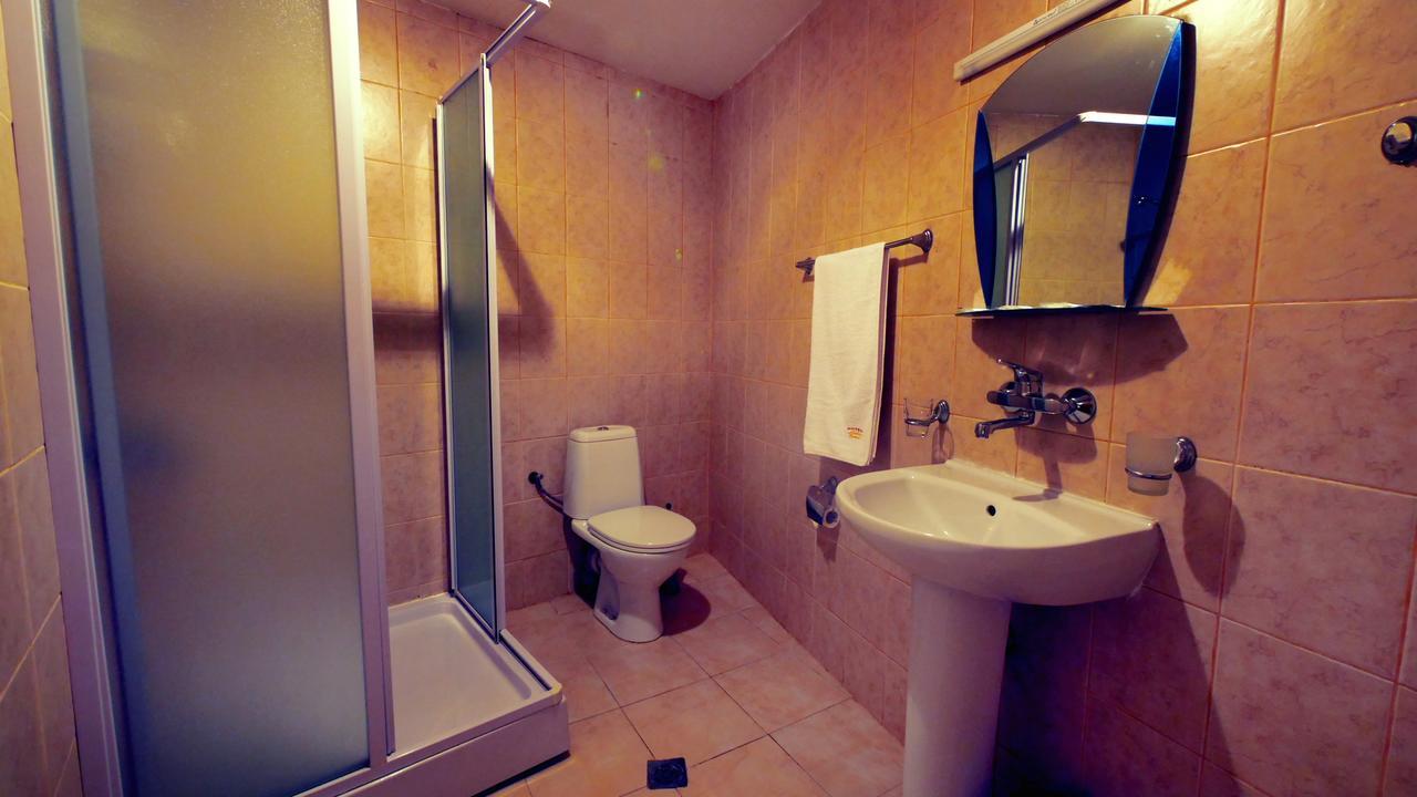 Hotel Alabin Central Sofia Exteriör bild